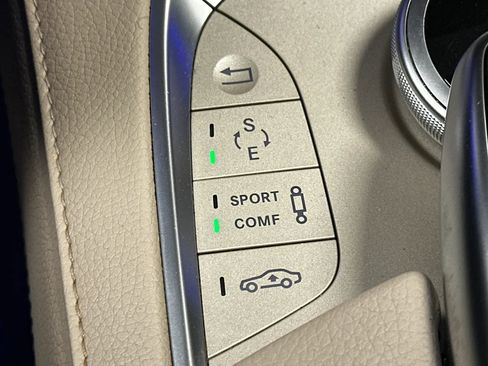 Used 2015 Mercedes-Benz S 550 4MATIC Sedan image 46