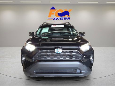 Certified 2024 Toyota RAV4 XLE Premium image 2