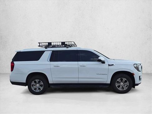 Used 2021 GMC Yukon XL SLE w/ Gmc Pro Safety Plus Package AWD/4WD image 4