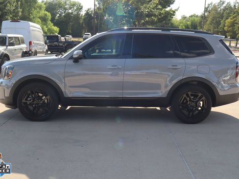 Used 2025 Kia Telluride EX X-Line AWD/4WD image 7