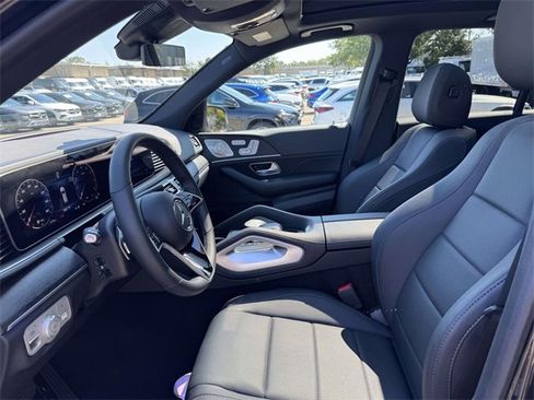 Certified 2025 Mercedes-Benz GLE 450 4MATIC image 4