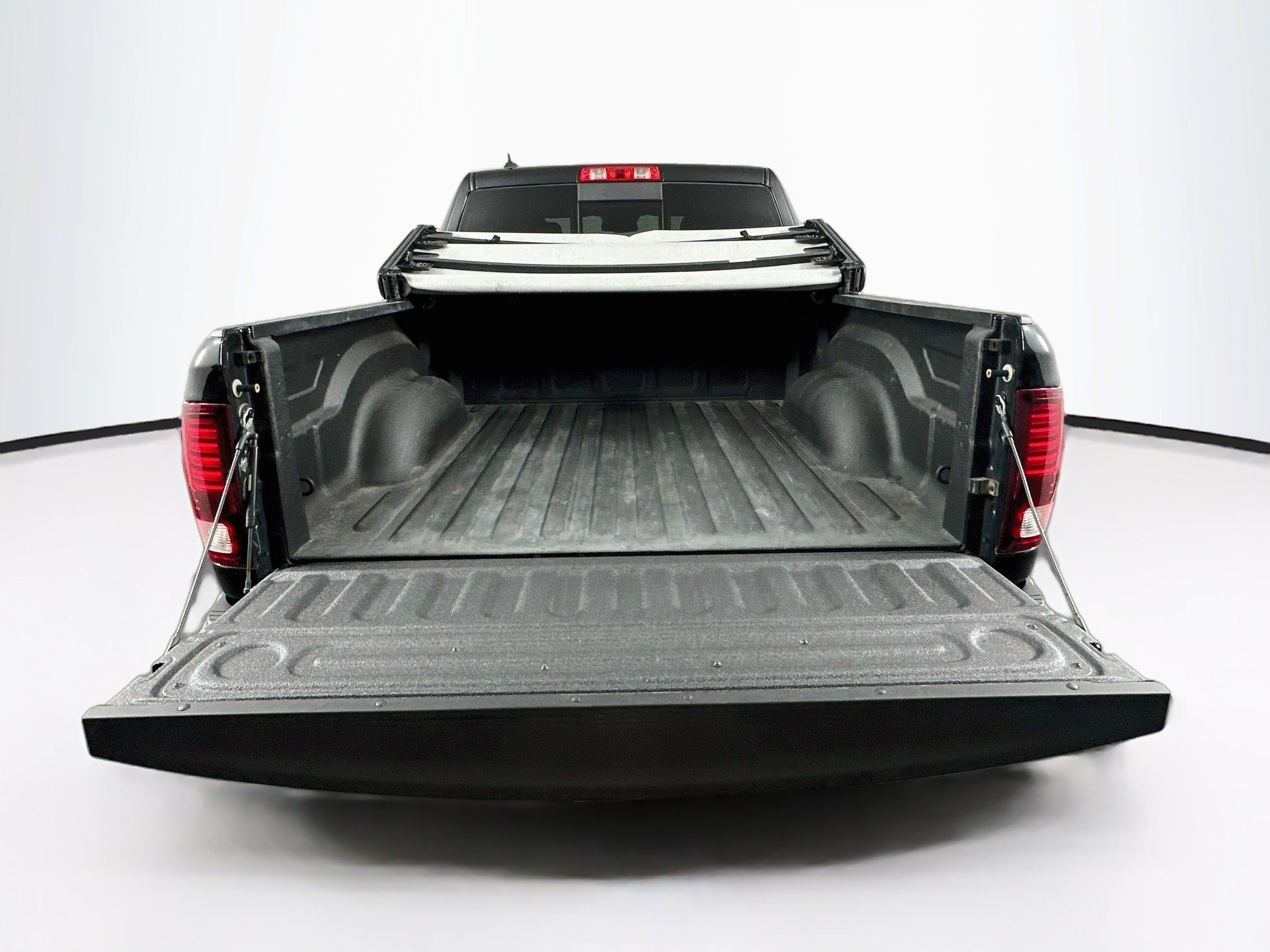 Used 2017 RAM 1500 Rebel w/ Luxury Group AWD/4WD image 29