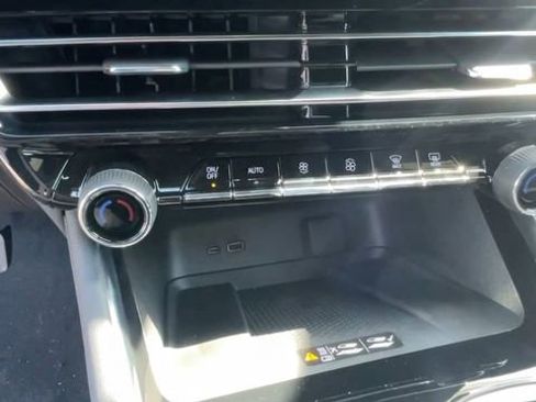 New 2026 Chevrolet Traverse Z71 w/ Enhanced Driving Package image 15