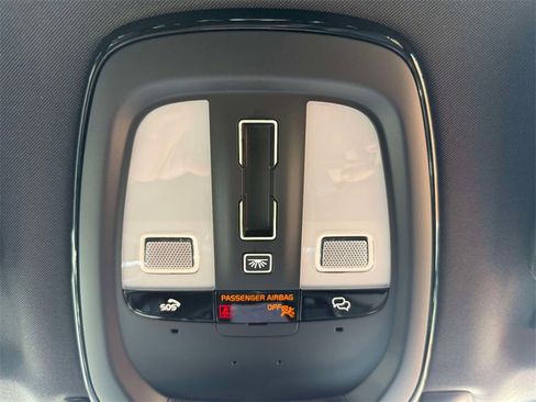 Used 2023 Volvo XC90 B6 Ultimate w/ Protection Package Premier image 28