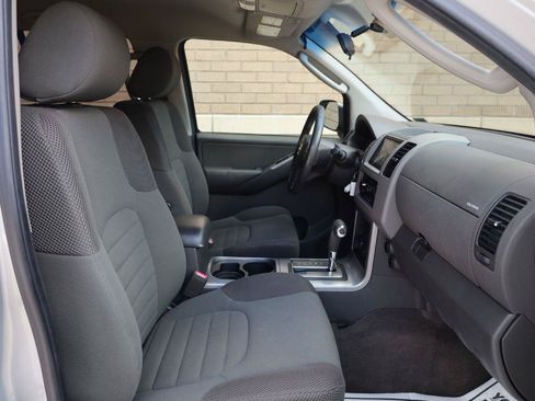 Used 2008 Nissan Pathfinder S AWD/4WD image 23