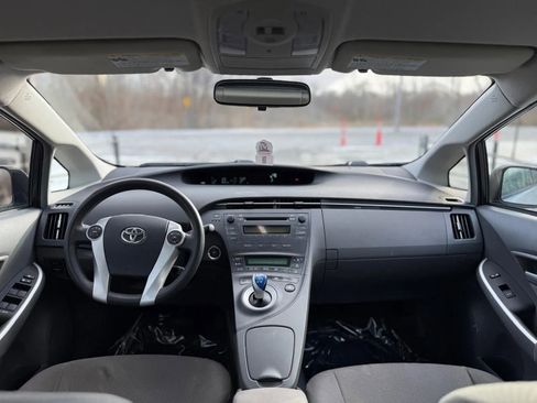 Used 2011 Toyota Prius Two image 11