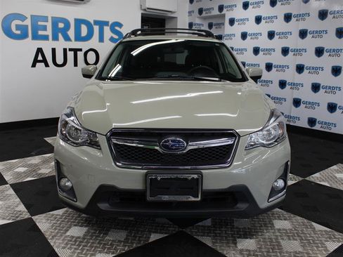 Used 2016 Subaru Crosstrek 2.0i Premium AWD/4WD image 6