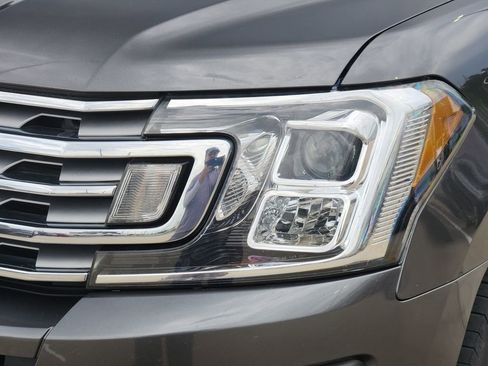 Used 2021 Ford Expedition Limited AWD/4WD image 9