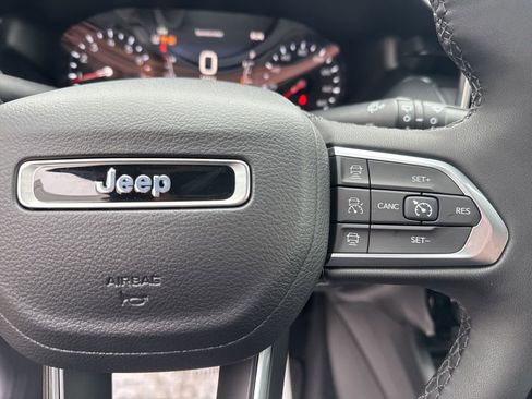 New 2026 Jeep Compass Latitude AWD/4WD image 12