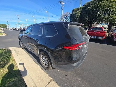 Used 2024 Toyota Grand Highlander XLE image 7