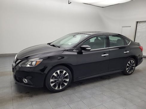 Used 2019 Nissan Sentra SR Turbo w/ Premium Package (SR Turbo) image 2