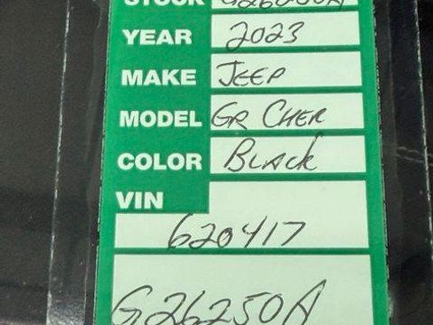 Certified 2023 Jeep Grand Cherokee Limited w/ Black Appearance Package AWD/4WD image 26