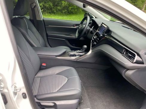 Used 2024 Toyota Camry SE w/ Convenience Package FWD image 34