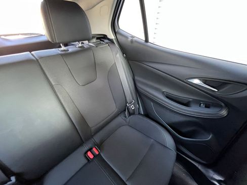 Used 2025 Buick Encore GX Preferred image 37