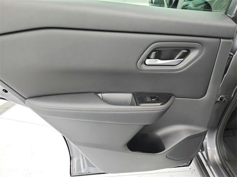 New 2026 Nissan Rogue SV w/ Cold Weather Package image 39