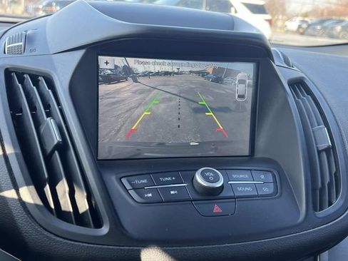 Certified 2019 Ford Escape SEL image 23