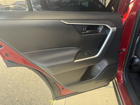Used 2024 Toyota RAV4 LE image 27