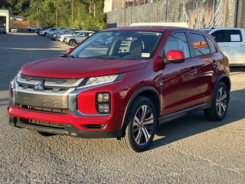 Used 2024 Mitsubishi Outlander Sport SE AWD/4WD image 3