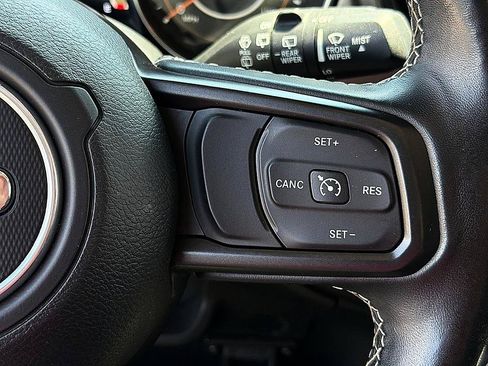 Used 2020 Jeep Wrangler Unlimited Sport AWD/4WD image 19