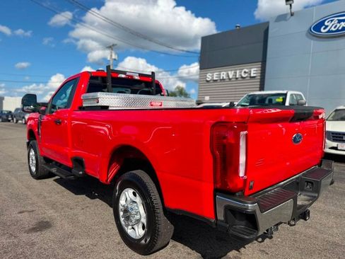 Used 2025 Ford F350 XLT w/ Snow Plow Prep Package AWD/4WD image 4