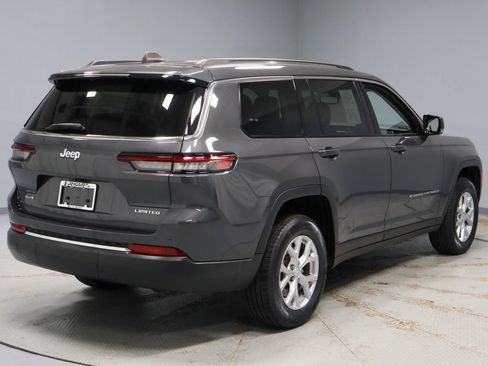 Used 2023 Jeep Grand Cherokee L Limited w/ Trailer Tow Group (B) AWD/4WD image 13