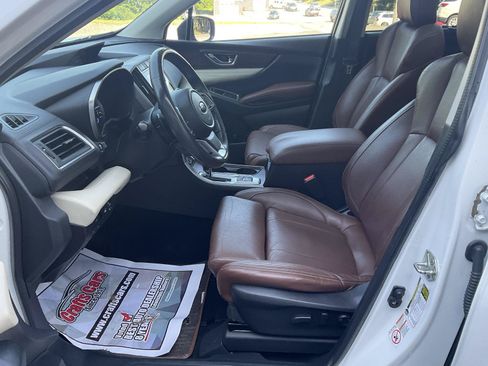 Used 2019 Subaru Ascent Touring AWD/4WD image 9