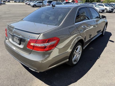 Used 2011 Mercedes-Benz E 550 4MATIC Sedan w/ Premium 2 Pkg image 7