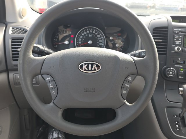 Used 2012 Kia Sedona LX FWD image 10