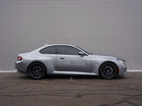 Used 2025 BMW M2 w/ Lighting Package image 32