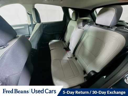 Used 2022 Ford Escape SE w/ SE Sport Appearance Package AWD/4WD image 30