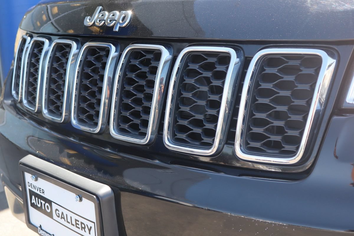 Used 2019 Jeep Grand Cherokee Limited AWD/4WD image 25