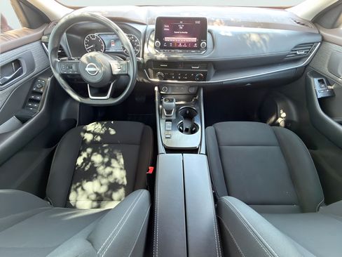 Used 2023 Nissan Rogue S FWD image 24