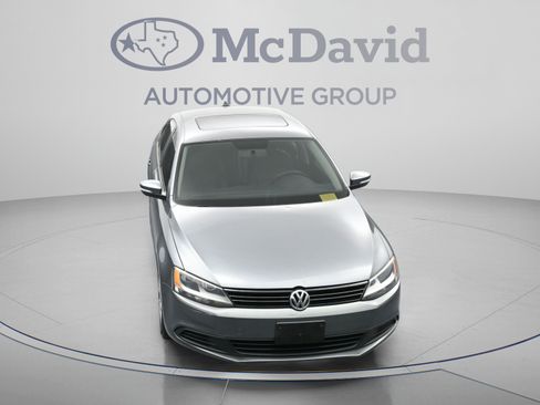 Used 2012 Volkswagen Jetta SE FWD image 33