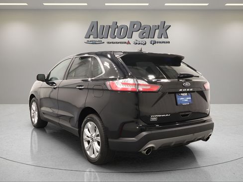 Used 2022 Ford Edge Titanium AWD/4WD image 7