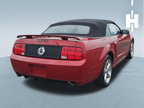 Used 2009 Ford Mustang GT RWD image 4