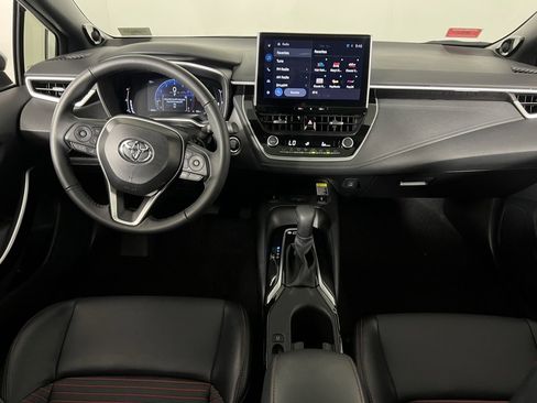 Used 2025 Toyota Corolla XSE image 14