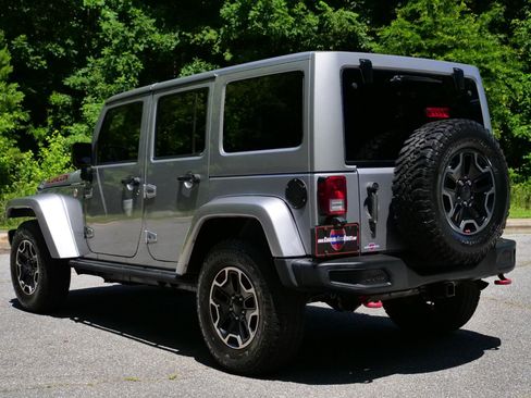 Used 2016 Jeep Wrangler Unlimited Rubicon AWD/4WD image 16
