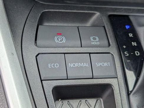 Used 2025 Toyota RAV4 XLE Premium FWD image 19