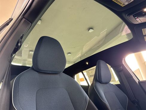 New 2025 Volvo EX30 Plus w/ Climate Package image 16