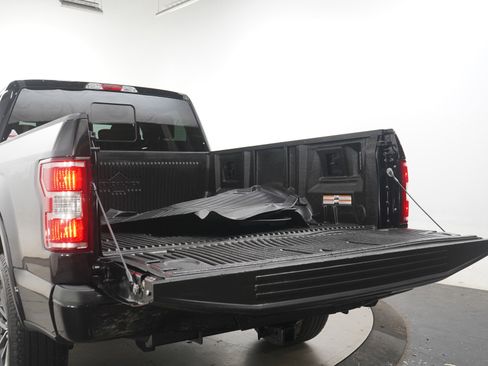 Used 2019 Ford F150 XLT w/ Equipment Group 302A Luxury image 17