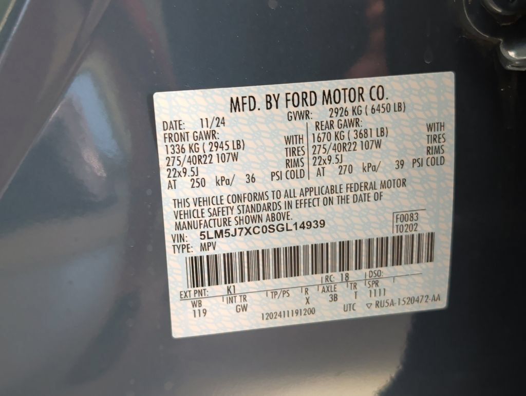 Used 2025 Lincoln Aviator Reserve w/ Equipment Group 201A AWD/4WD image 40