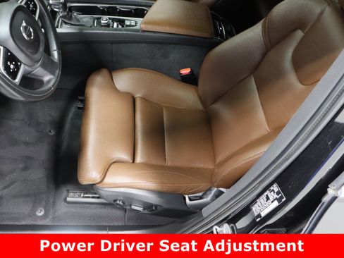 Used 2018 Volvo XC60 T6 Inscription w/ Convenience Package image 15