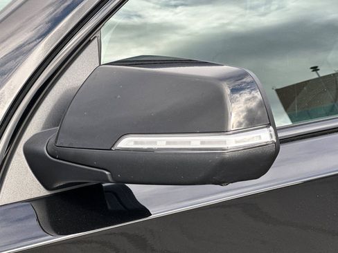 Certified 2023 Chevrolet Traverse RS image 55