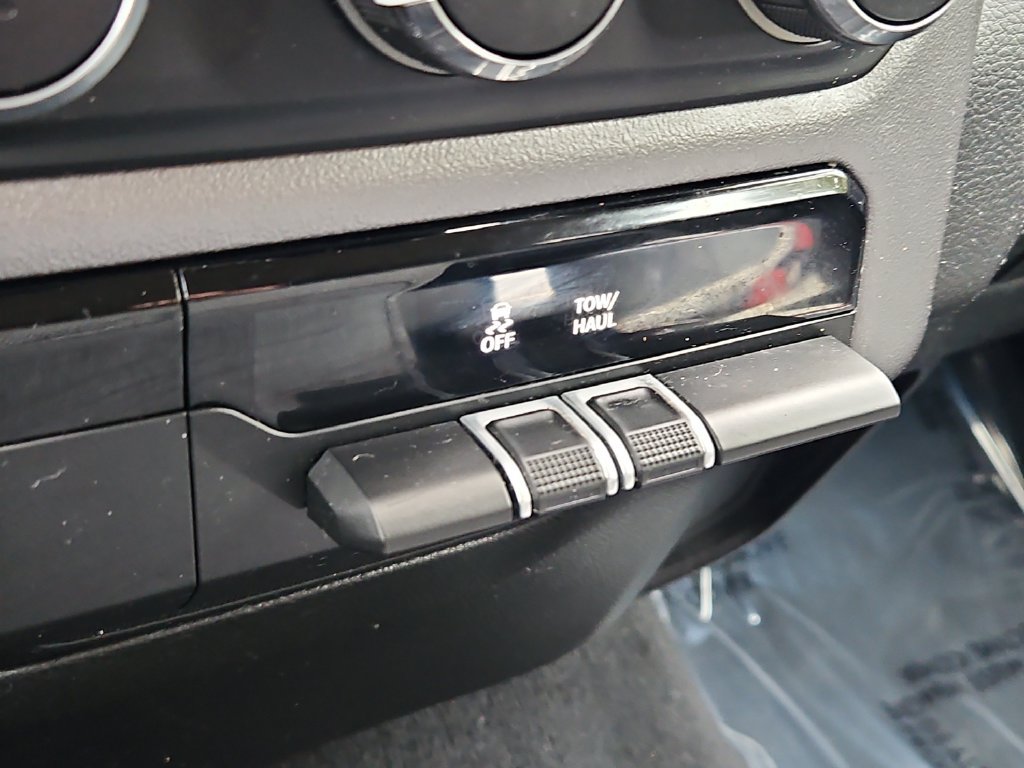 Used 2019 RAM 1500 Big Horn AWD/4WD image 16