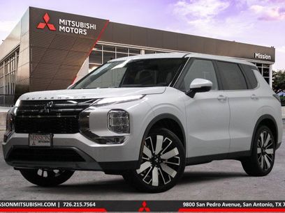 New 2025 Mitsubishi Outlander SE