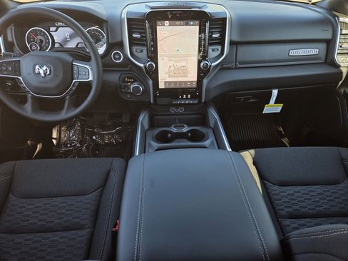 New 2026 RAM 1500 Big Horn AWD/4WD image 5
