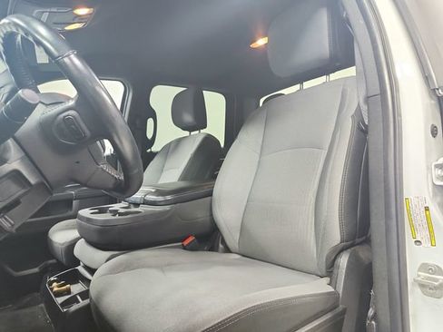 Used 2024 RAM 2500 Big Horn AWD/4WD image 10