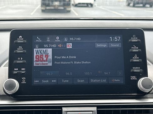 Used 2021 Honda Accord Sport image 23