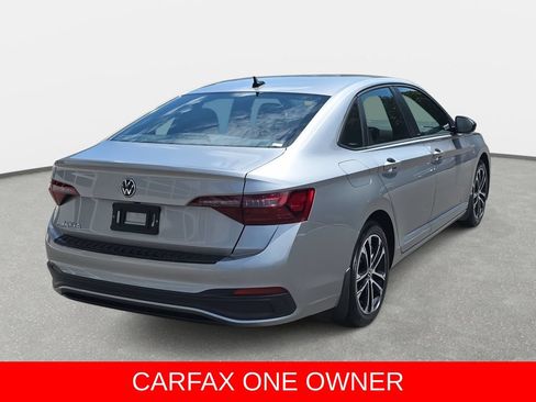 Used 2024 Volkswagen Jetta Sport FWD image 5