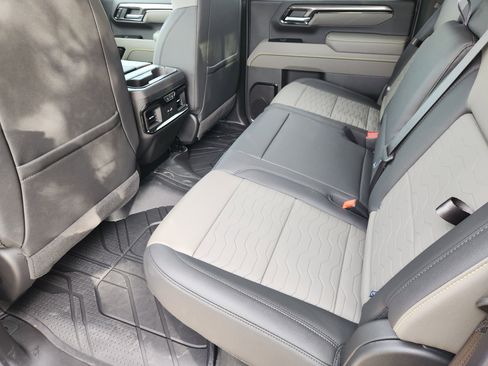 New 2026 Chevrolet Silverado 2500 ZR2 image 31